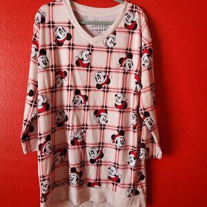 Women's Mickey & Minnie Christmas v-neck nightgown/night shirt- SIZE Medium